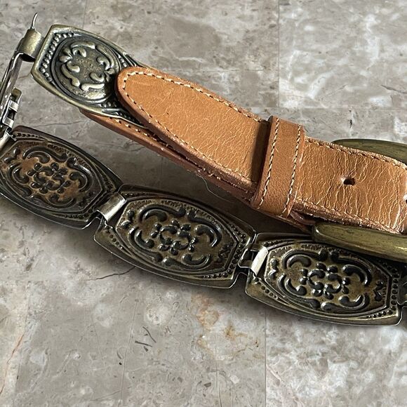 Vintage Women’s Western Small Concho Link Belt~Gold Metal~Southwestern Cowgirl